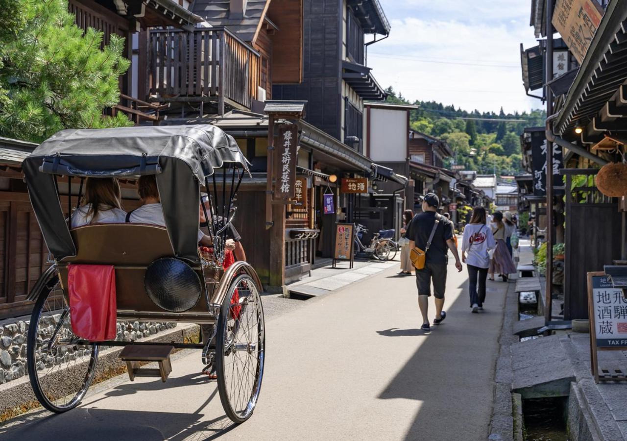 筋肉と自然と遊ぶ宿 田島館 Hotel Такаяма Екстериор снимка